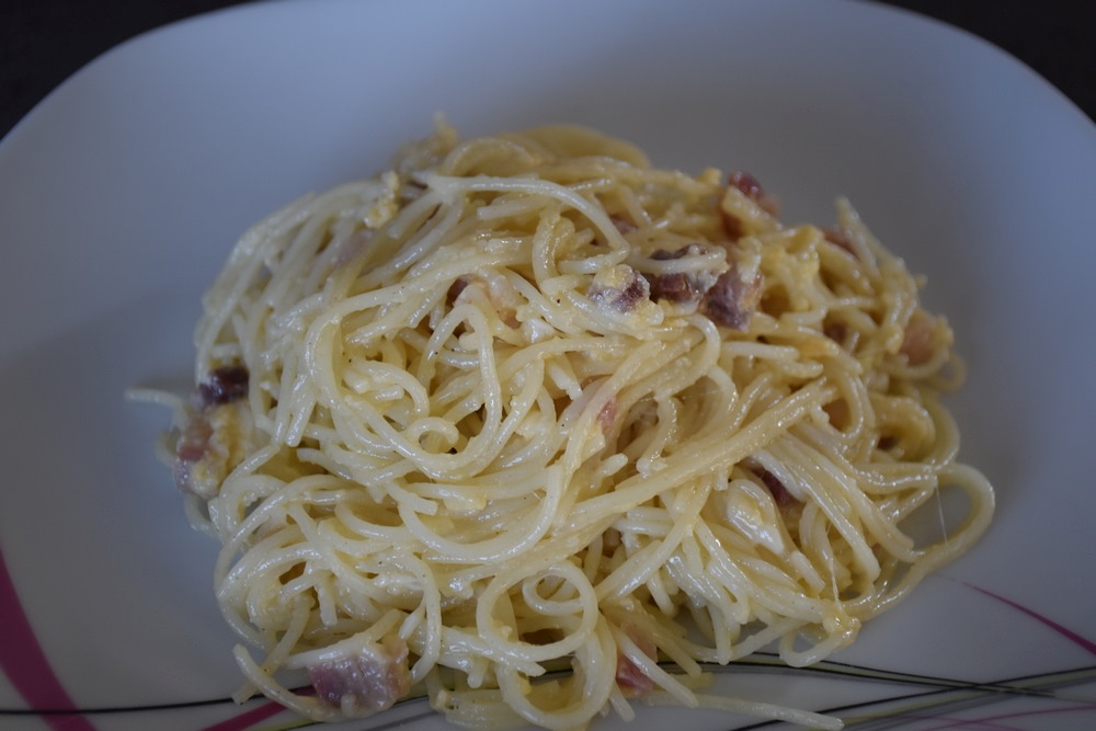 Špagety s vajcom a slaninou. Foto - Kristýna