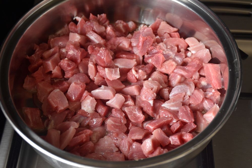 Mäso osmažíme. Foto - Kristýna