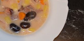 Sladko-kyslá fazuľová polievka. Foto - Denča