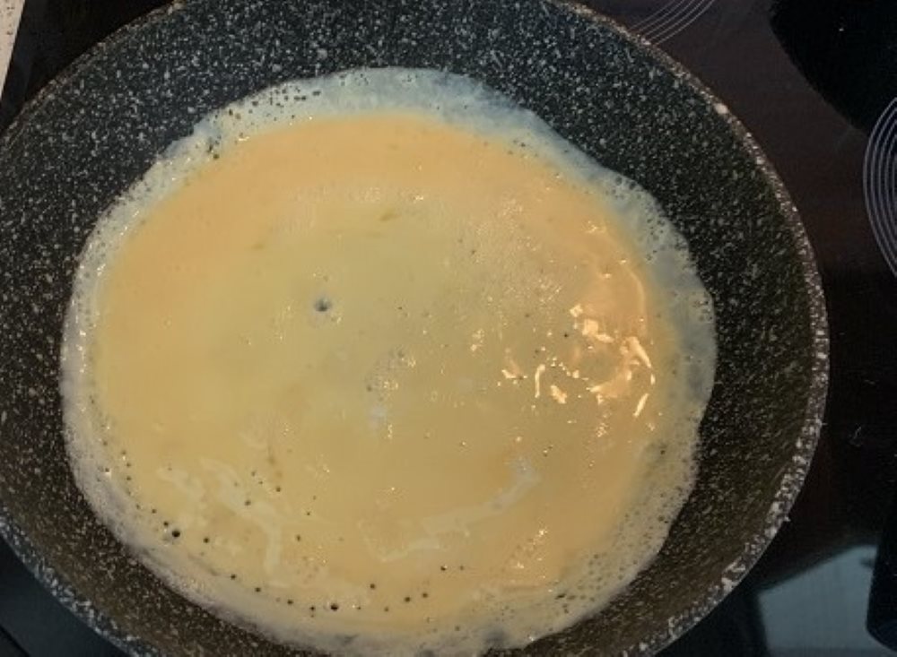 Pripravíme omeletu. Foto - Andrea